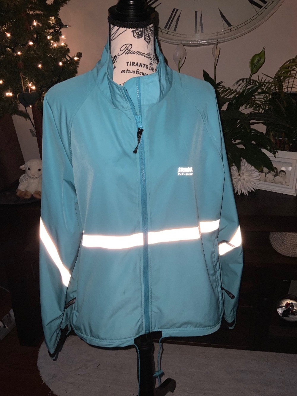 Running Room Jacket Sz L